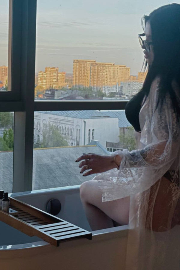 Кира — знакомства для секса в Севастополе
